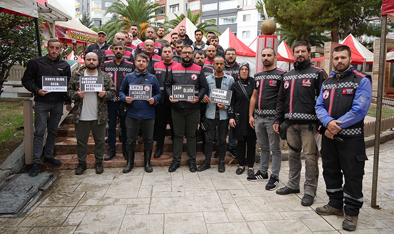 Kazada ölen arkadaşları için ‘adalet’ istediler