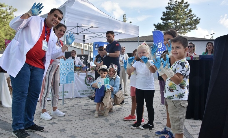 Halk Sağlığı Haftası’nda gündem, ‘Sokak Hayvanları’