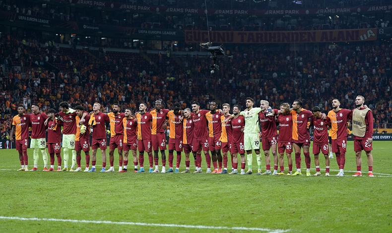 Galatasaray, Yunan takımlarına karşı 7. maçında 6. galibiyetini aldı