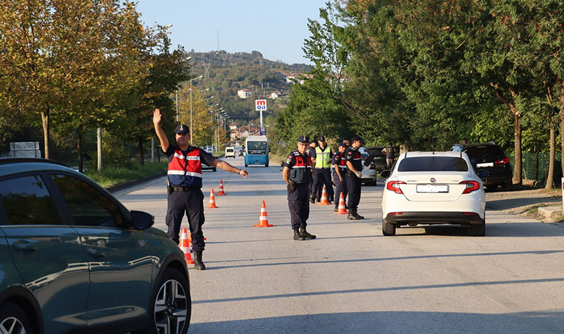 Düzce’de aranan 9 şahıs yakalandı