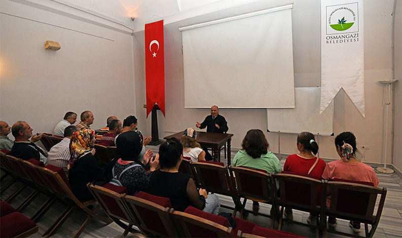 Gözleri görmeden usta sanatçılar yetiştiriyor