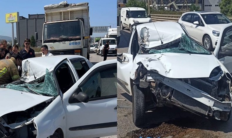 Bursa’da otomobil kamyona çarptı: 1’i ağır 2 yaralı