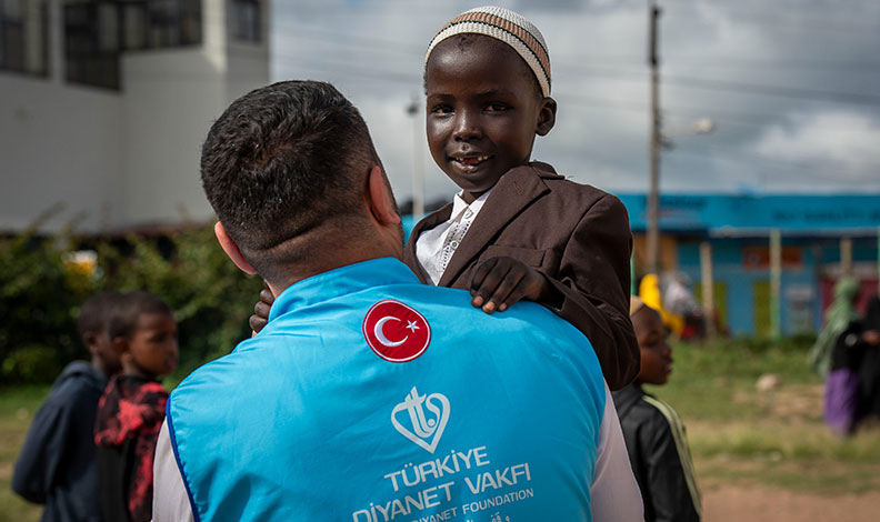 TDV, 8 bin 900 yetimin hamiliğini üstleniyor
