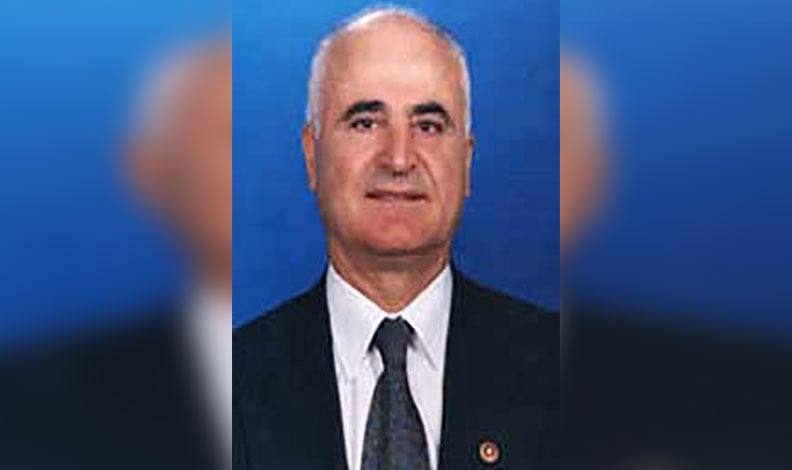 Eski Milli Savunma Çakmakoğlu hayatını kaybetti