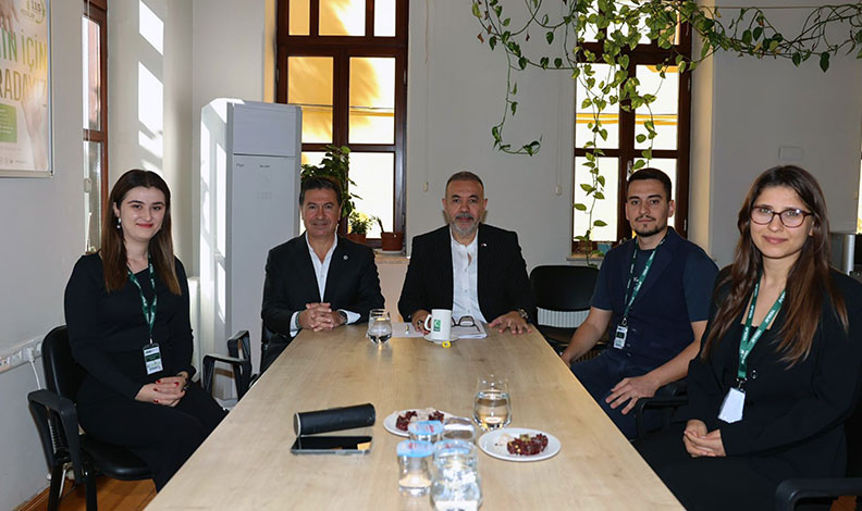 Başkan Aras’tan Yeşilay Muğla Şubesine ziyaret