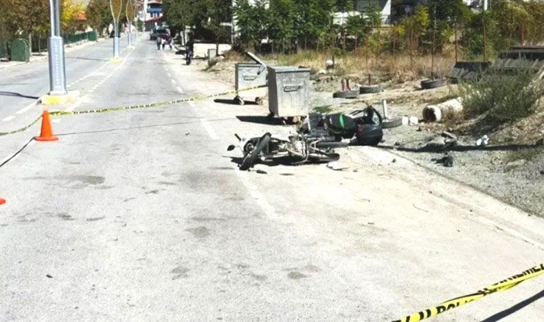 Emet’te iki motosiklet çapıştı: 1’i ağır 3 yaralı
