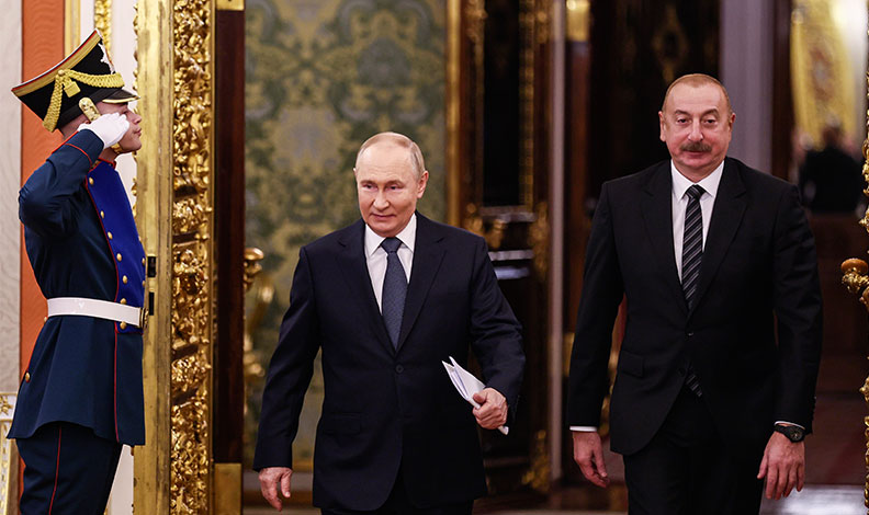 Aliyev, Putin ile görüştü