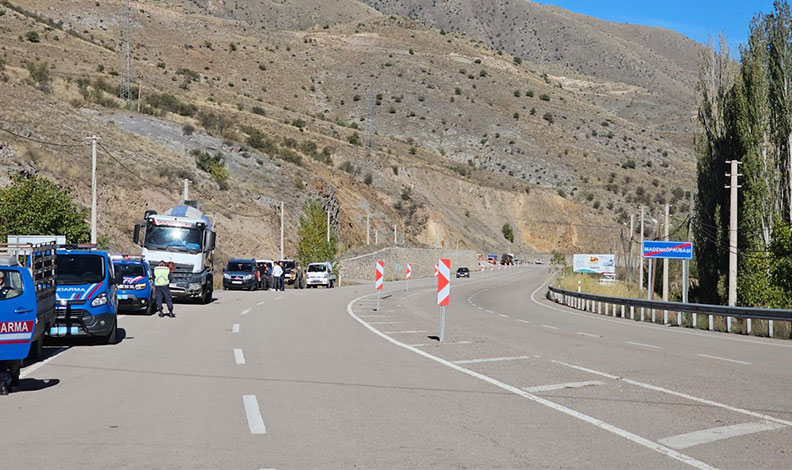 4 yaşındaki çocuk mikserin altında kalmaktan son anda kurtuldu