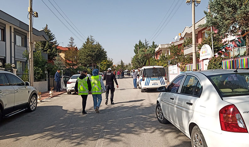 Kavga ihbarına giden polis bıçaklandı
