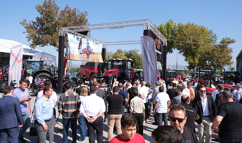 BURTARIM’da sergilenen traktör özellikleriyle hayran bıraktı