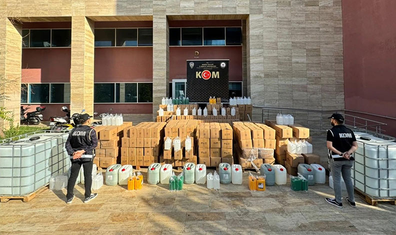 Manisa’da eş zamanlı kaçak içki operasyonu