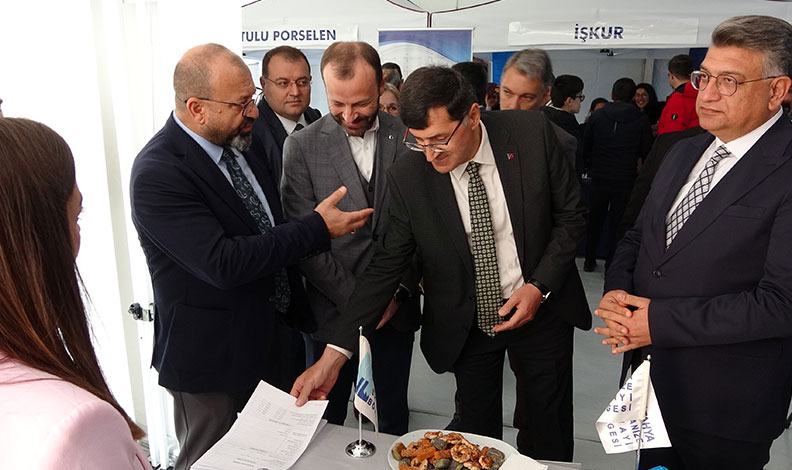 Kütahya OSB’de Kariyer Fuarı