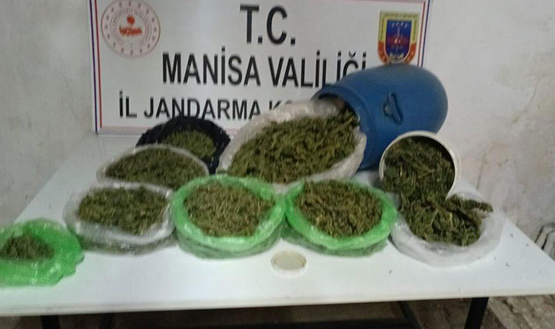 Manisa’da jandarma ekipleri uyuşturucuya geçit vermedi