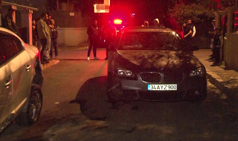 Pendik’te bir araca pompalı tüfekle saldırı düzenlendi