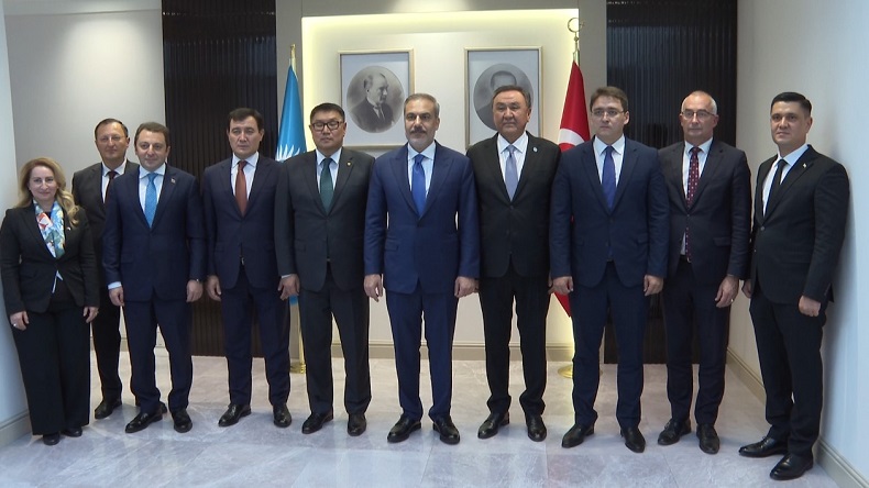 Dışişleri Bakanı Hakan Fidan, Türk Devletleri Teşkilatı’na üye ülkelerin dışişleri bakan yardımcıları ile görüştü