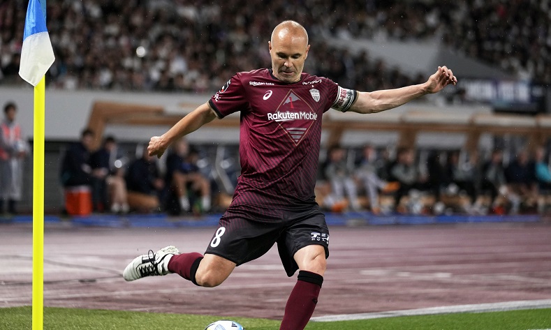 Andres Iniesta, futbolu bıraktığını açıkladı