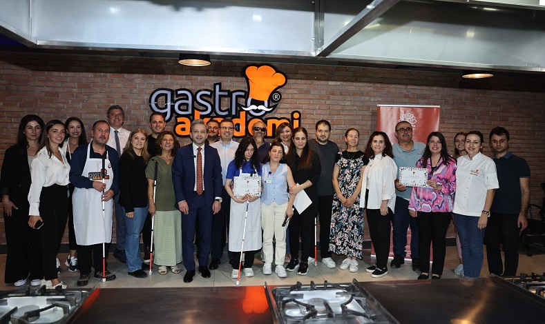 Beyaz Baston Günü’nde farkındalık oluşturan atölye çalışması