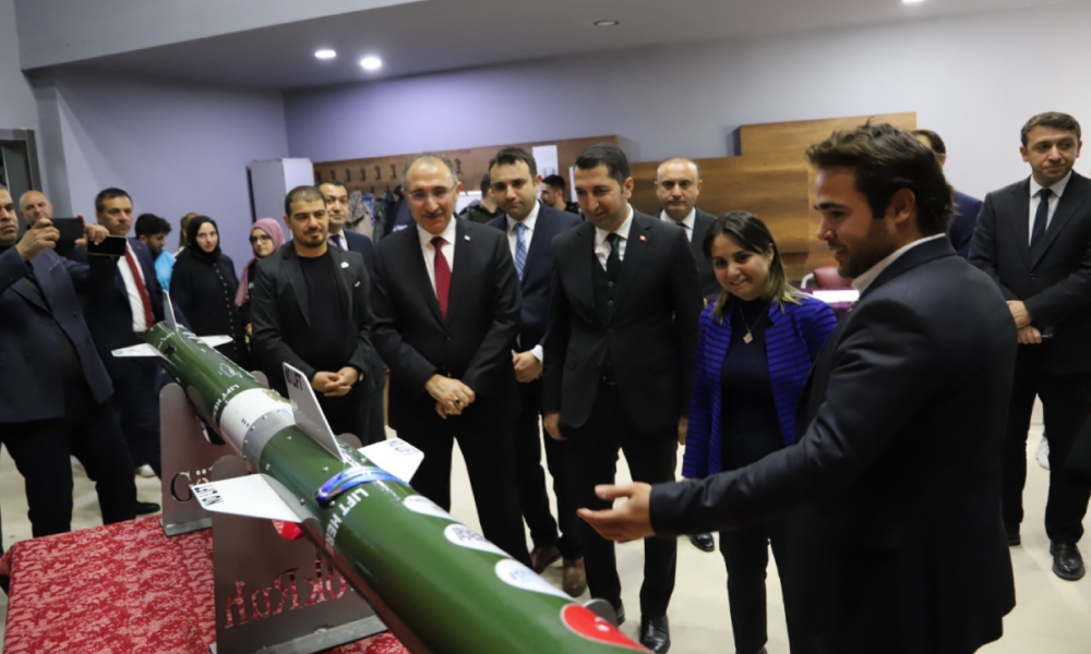 TEKNOFEST 2024 VE ISIF’24’te derece elde edenler FÜ tarafından ödüllendirildi