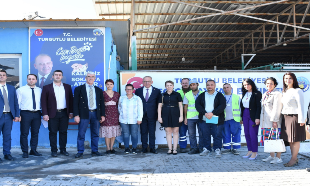 Sahiplendirme ve kısırlaştırma çalışmaları sürüyor