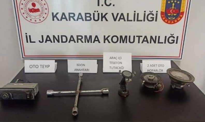 Otodan hırsızlık yapan zanlı yakalandı