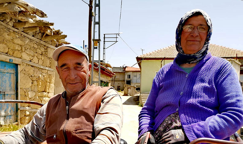 Traktör kazası yaşlı çifti ayırdı: 1 ölü, 1 yaralı