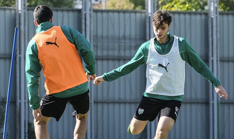 Bursaspor’da Belediye Kütahyaspor maçı hazırlıkları başladı