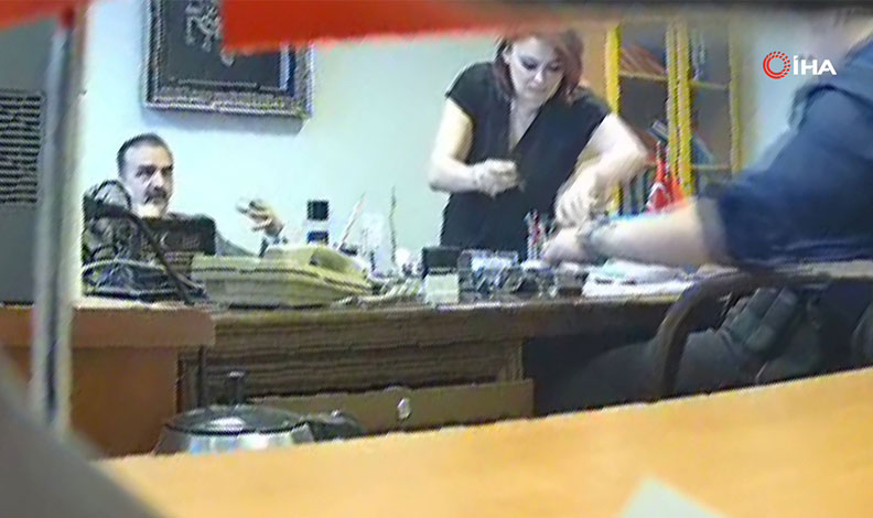 Savcıyı makamında tehdit eden çete üyeleri adliyeye sevk edildi