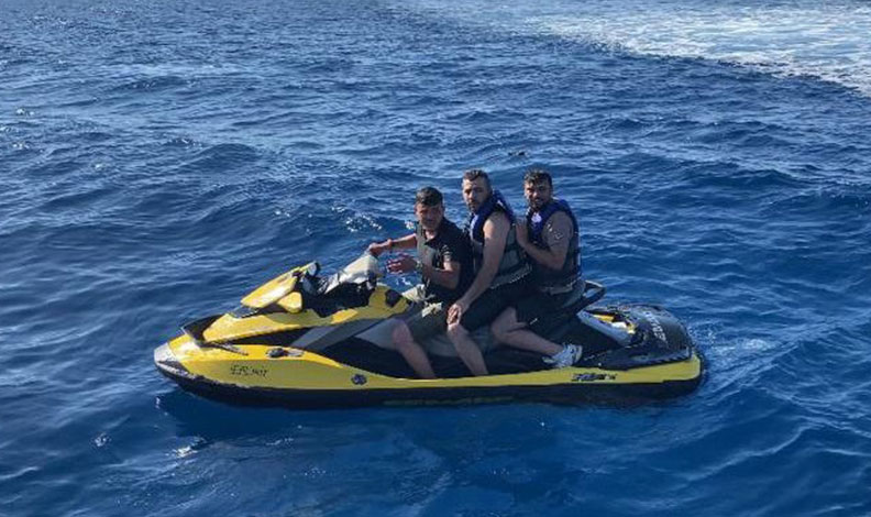 Jet ski ile Yunan adalarına geçemeden yakalandılar