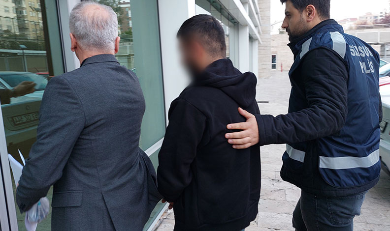 Annesini tehdit ederek uyuşturucu parası isteyen şahıs tutuklandı