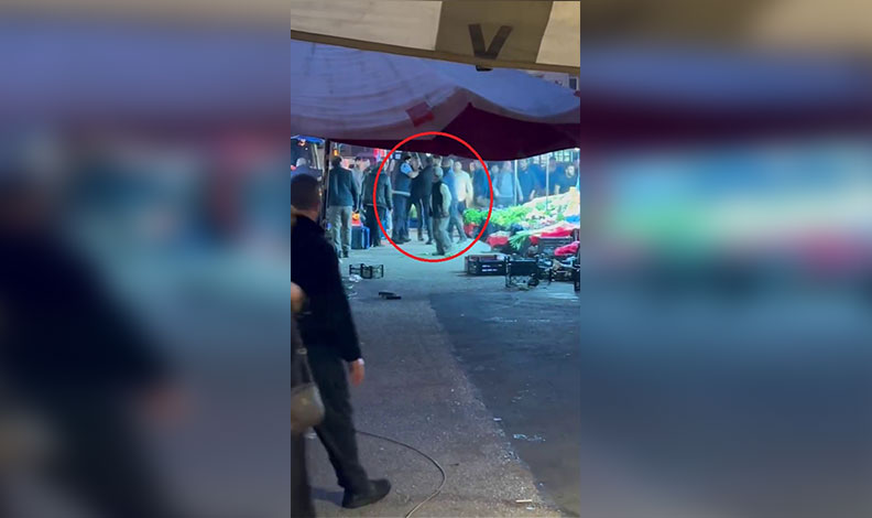 Bursa’da pazarcıların yer kavgası kamerada