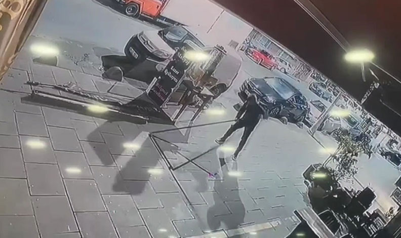 100 bin liralık malzeme çalındı, o anlar kamerada