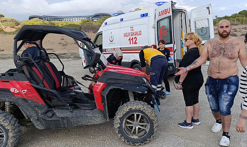 ATV ile drift atarken kaza yapan İngilizler, görüntü alan gazeteciye saldırdı