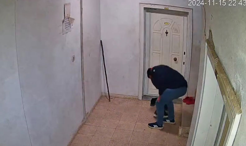 Ayakkabı hırsızlığı güvenlik kamerasında