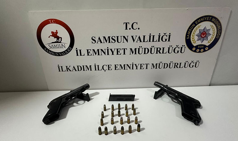Samsun’da bir kadının evinde 2 tabanca ele geçirildi