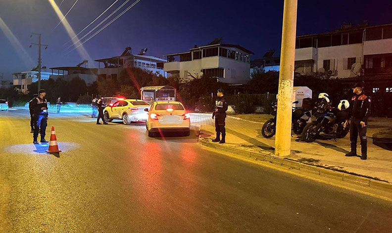Didim’de jandarma ekiplerinden sıcak nokta uygulaması