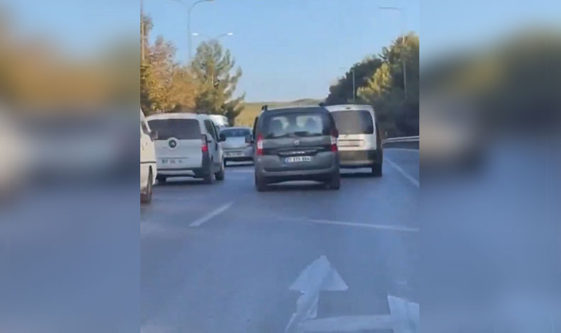 Gaziantep’te makas atan sürücü trafiği tehlikeye soktu