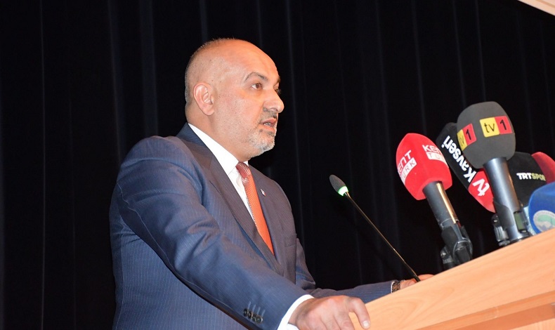 Kayserispor Başkanı Ali Çamlı: “Kalbini kırdığım tüm taraftarlarımızdan özür diliyorum”