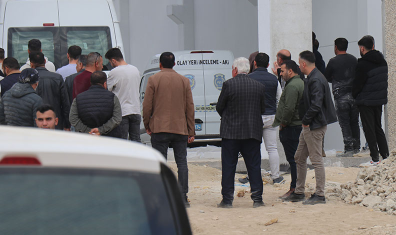 İnşaatın çatısından düşen işçi hayatını kaybetti