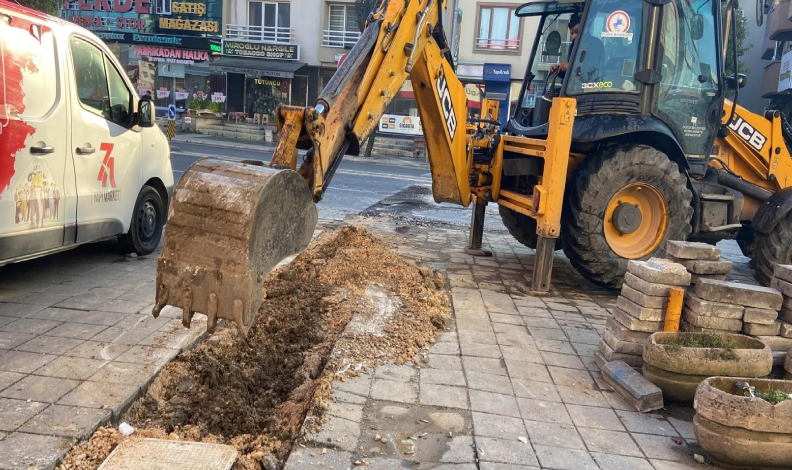 Kentte kaldırım tamiratları