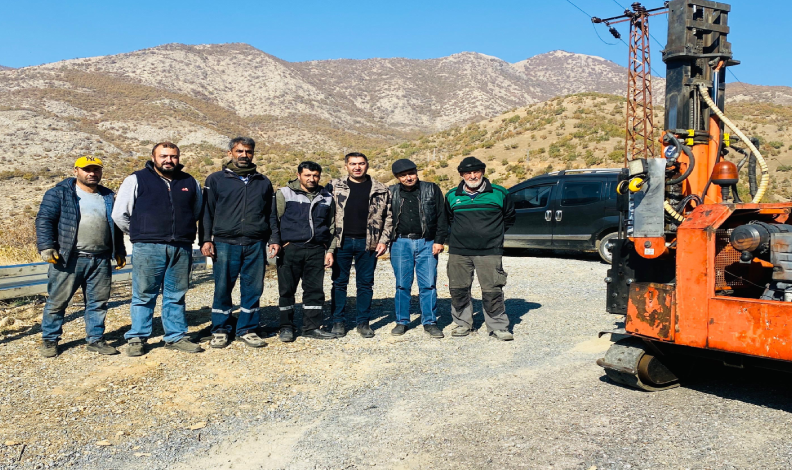 Nehri köyünün yolu çelik bariyerlere kavuştu