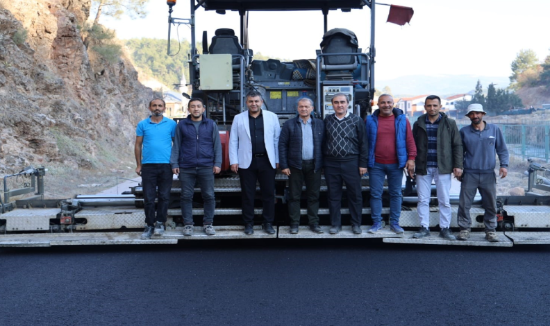 Sıcak asfalt çalışmaları tamamlandı